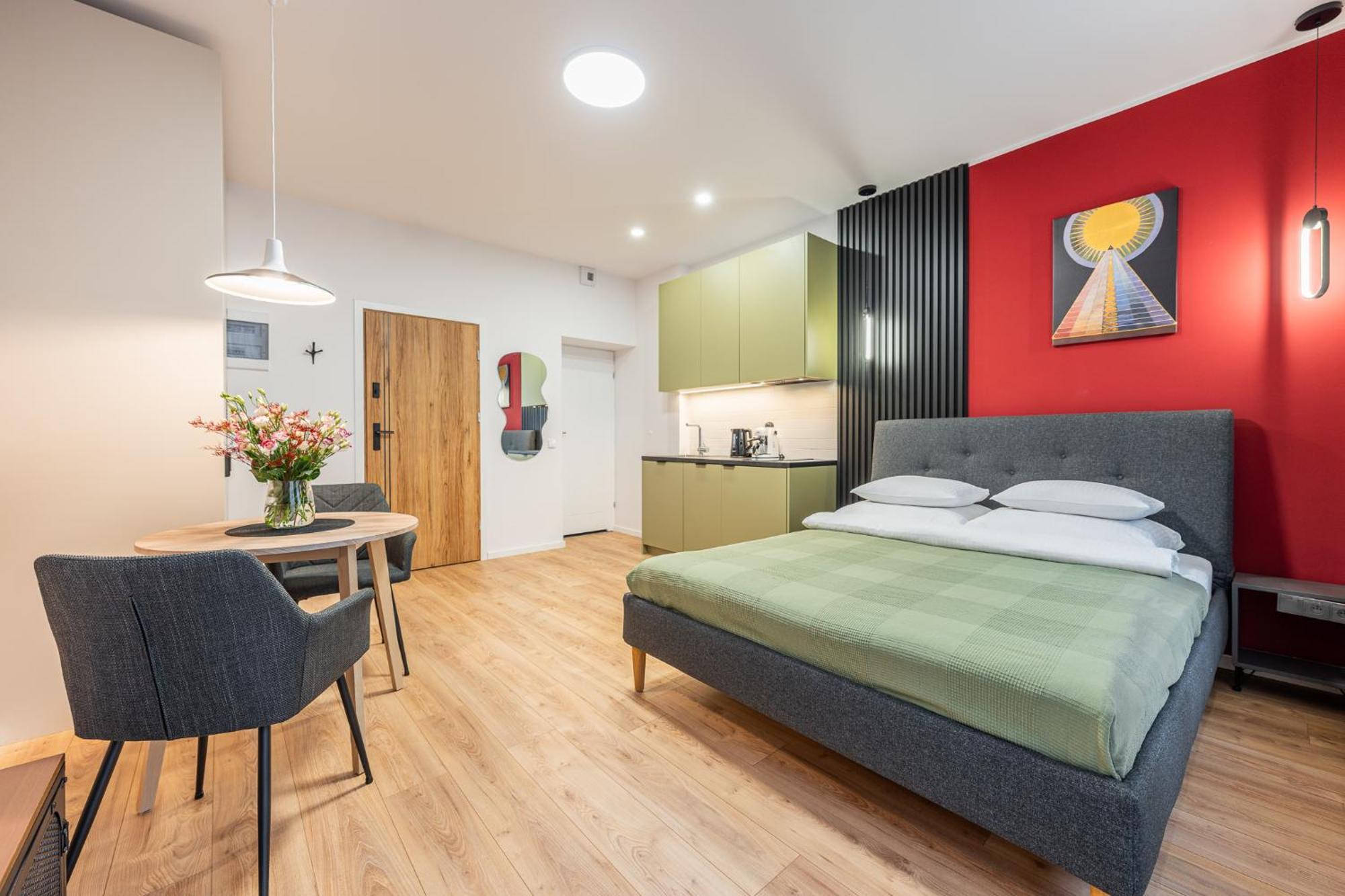 Apartamenty Tespis - Historic House Next To The Cathedral In The City Centre Катовице Экстерьер фото